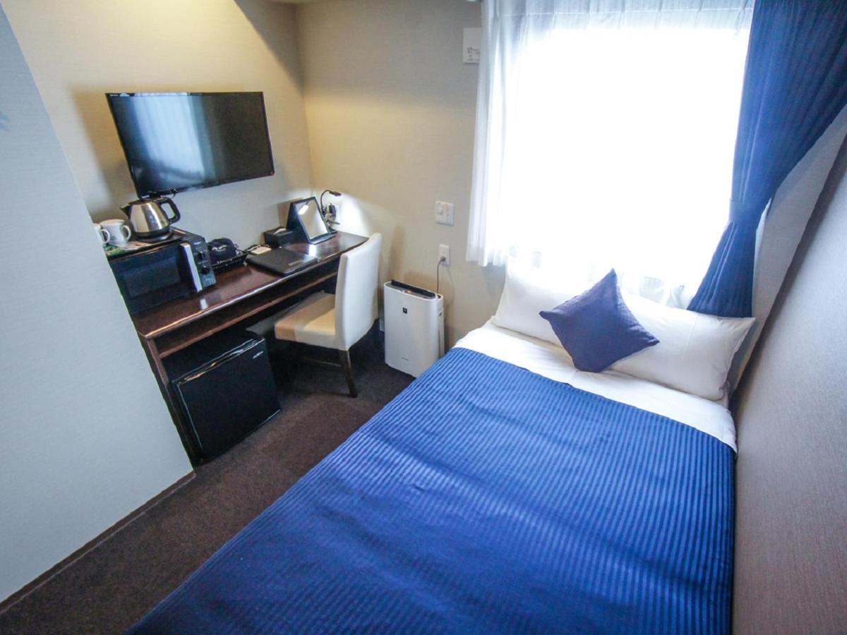 Hotel Livemax Kasai Ekimae Tokyo Exterior photo
